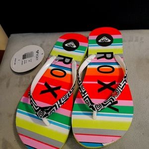Roxy flip flops